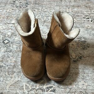 Chestnut UGG Boots, Toddler size 10